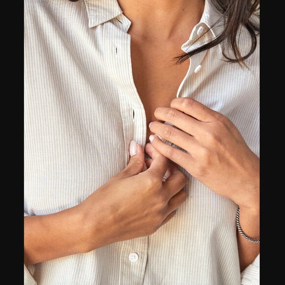 Outerknown Windrift Shirt in Desert Banker Stripe | Size M - Picture 5 of 10